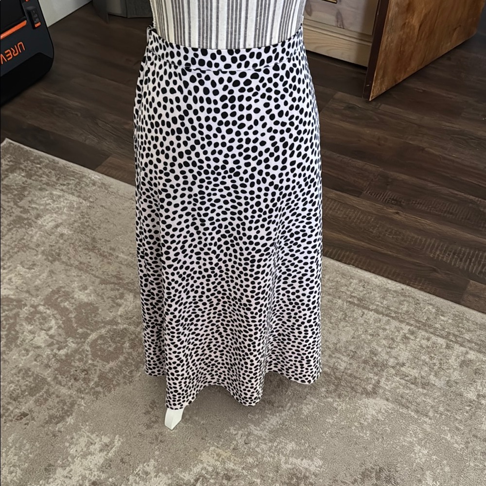 Elegant Black and cream Polka Dot Skirt